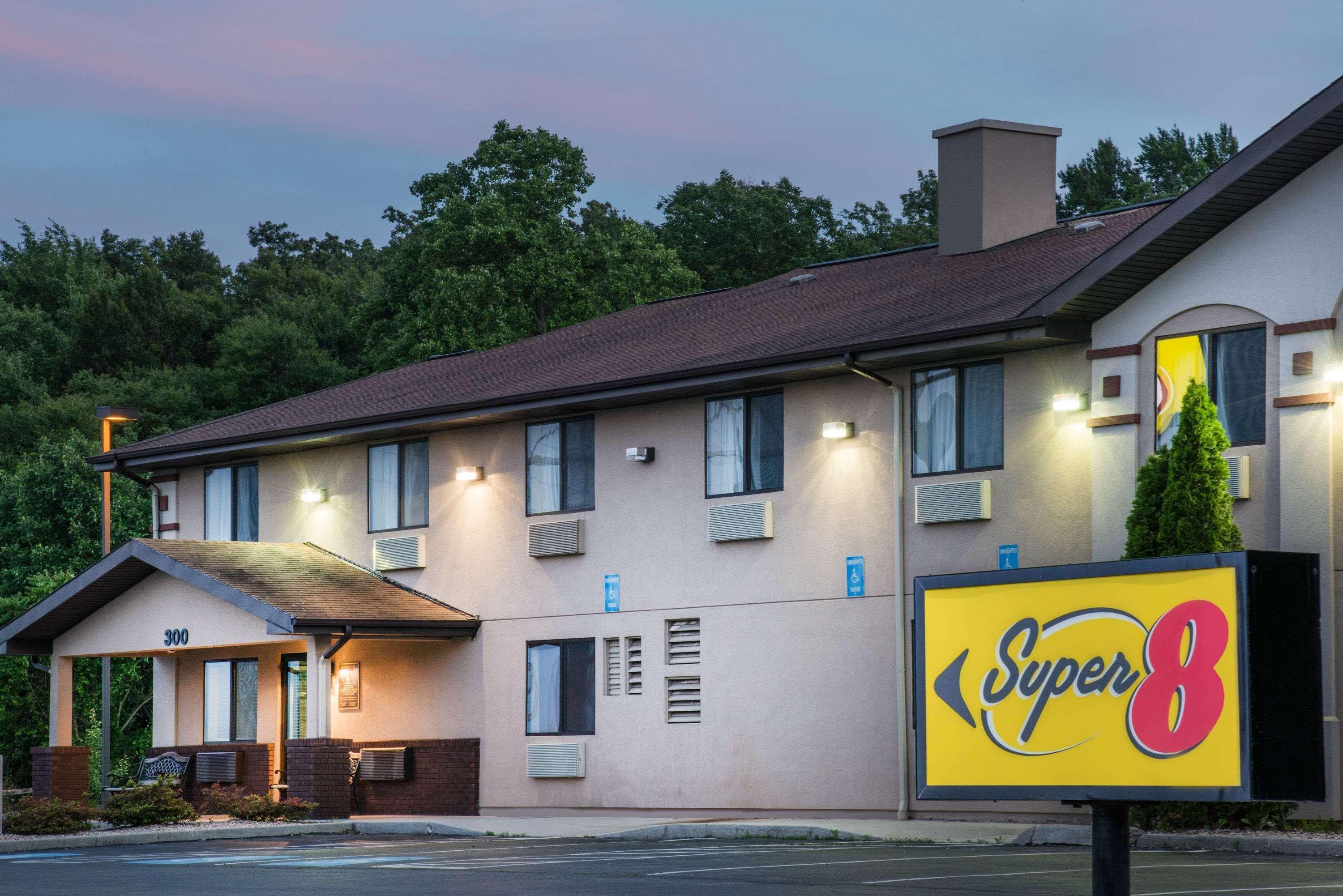 Super 8 By Wyndham Thurmont Εξωτερικό φωτογραφία